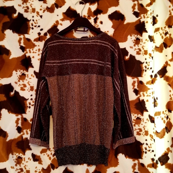 Vintage Glam Sweater - Picture 2 of 8